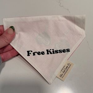 Oliveandcouperco_ Dog Bandana. Reversible. Small.